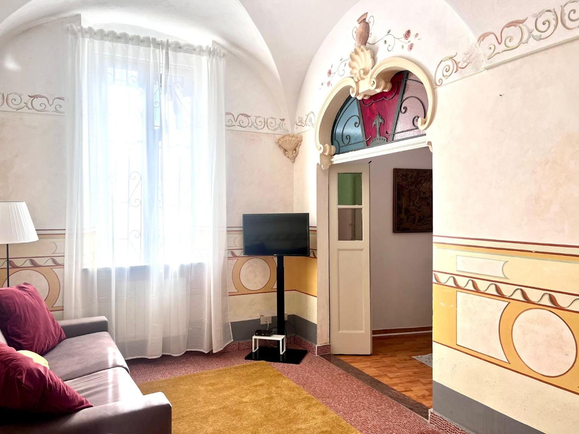 Toffee Palmari 23 - Seven Suites Sanremo Exterior photo